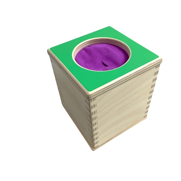 Lovevery magic tissue box - Picture 3 of 6